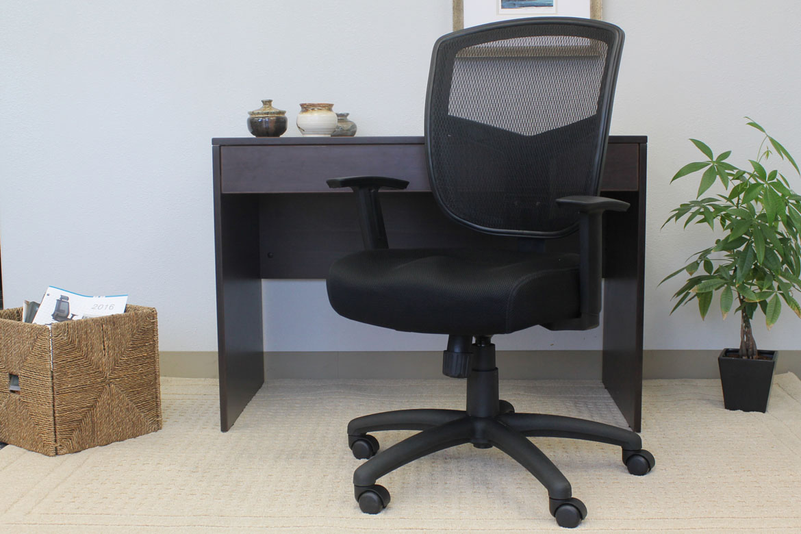 Boss Contract Mesh Task Chair,  Synchro-Tilt Mechanism - Image 3