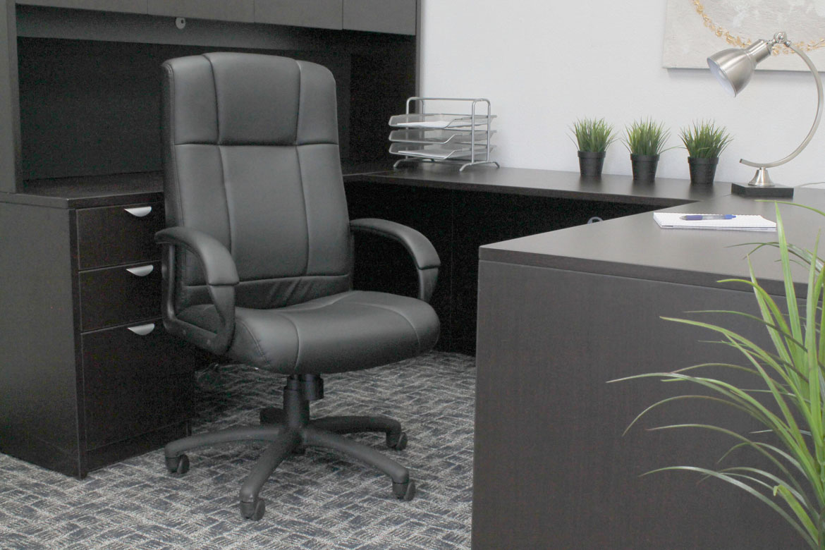 Boss Caressoftplus Vinyl Executive High Back Chair - Image 3