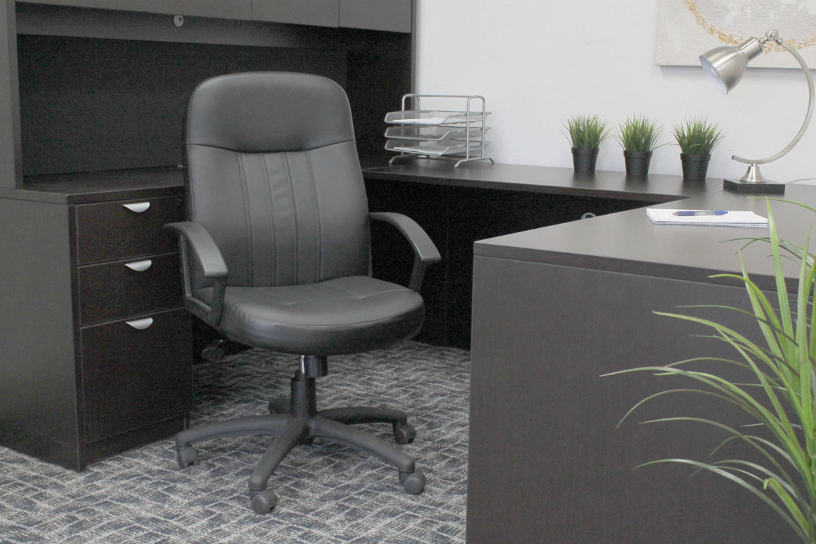 Boss Executive Leather Budget Chair - Image 3