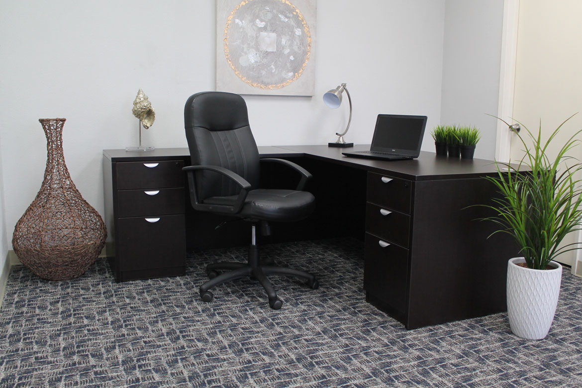 Boss Executive Leather Budget Chair - Image 4
