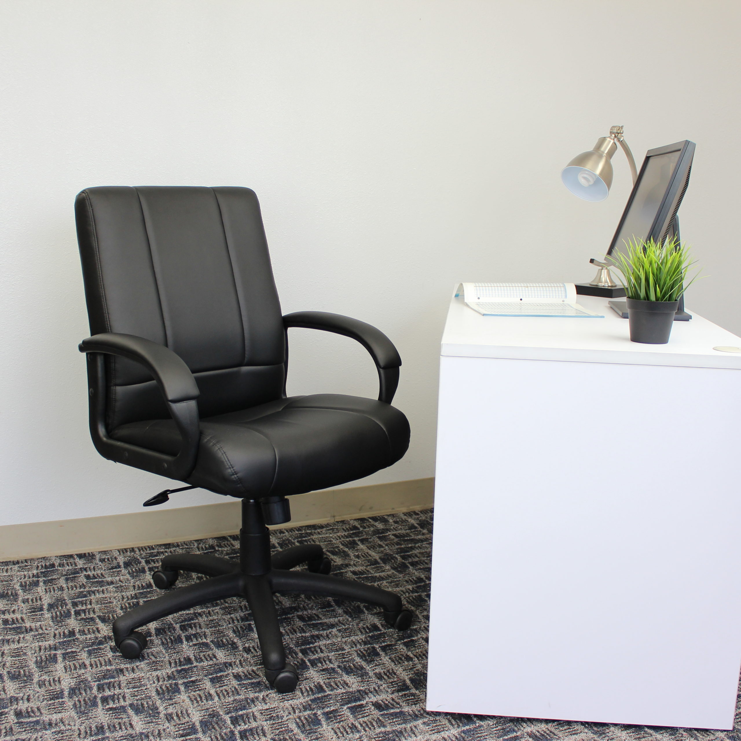 Boss Caressoftplus Vinyl Executive Mid Back Chair - Image 7